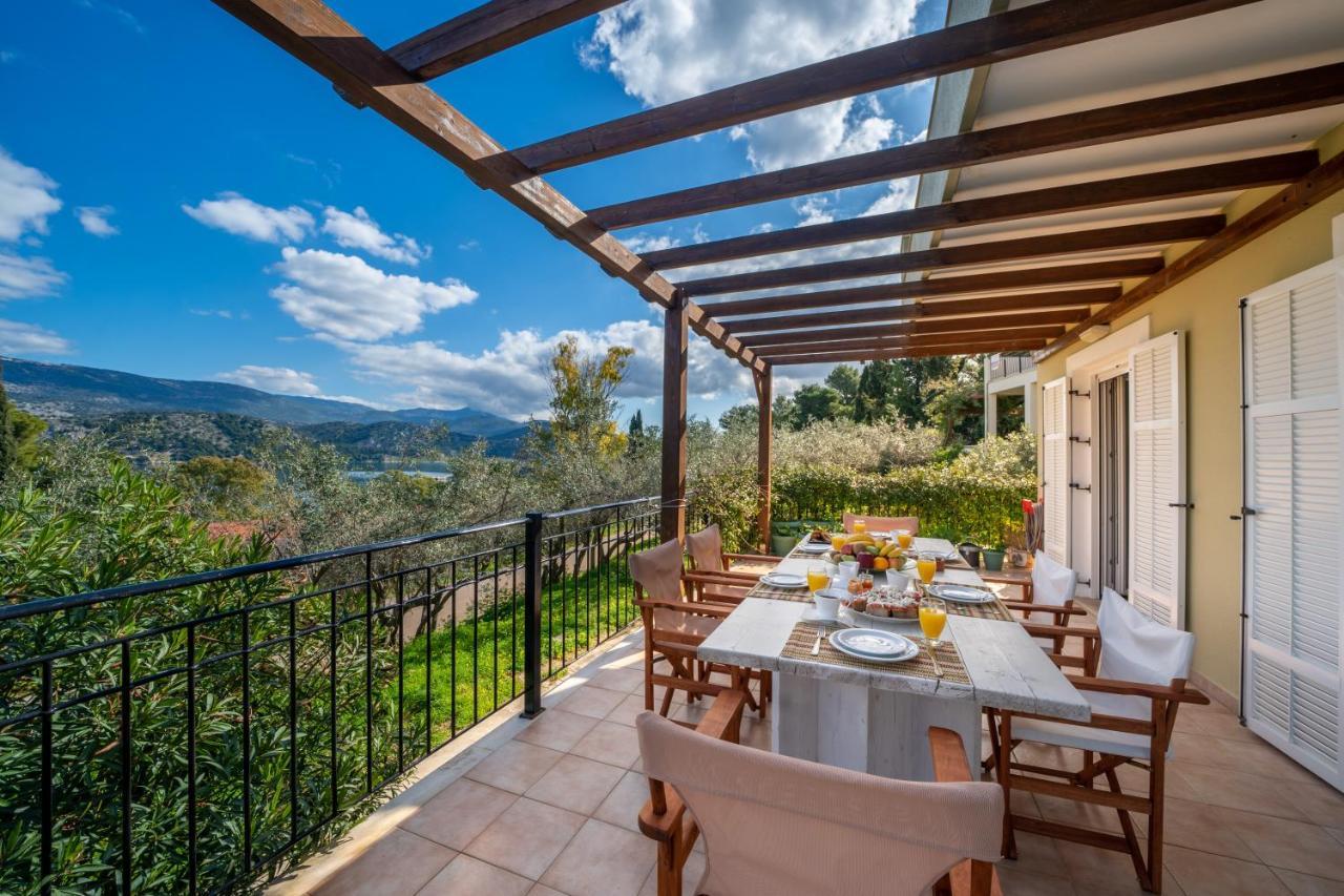 Cinema Themed House In Argostoli Villa Bagian luar foto