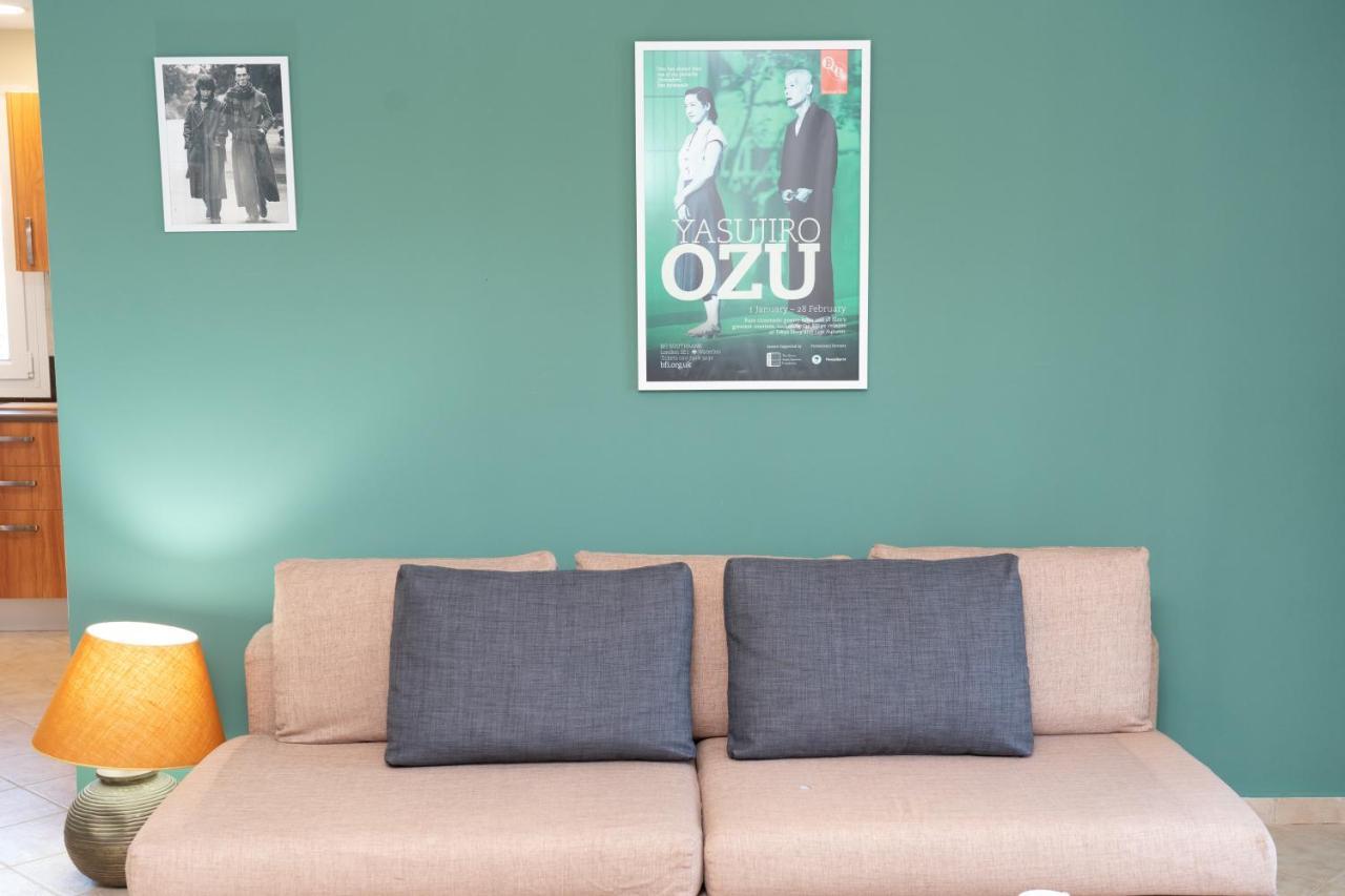 Cinema Themed House In Argostoli Villa Bagian luar foto