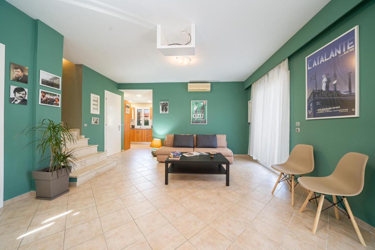 Cinema Themed House In Argostoli Villa Bagian luar foto